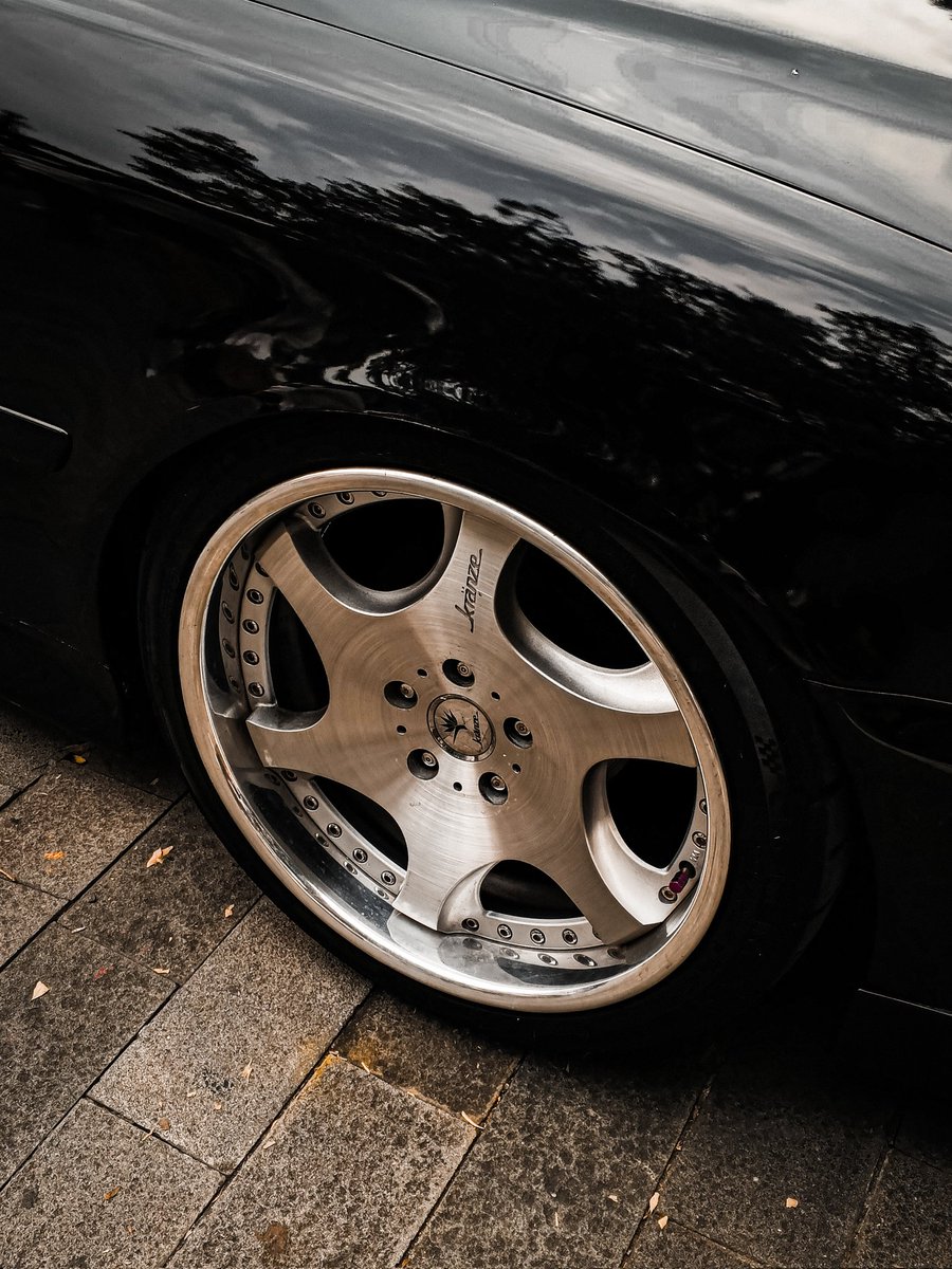 Febry12313's tweet photo. Kranze wheels look so cool https://t.co/mC9id4ziom