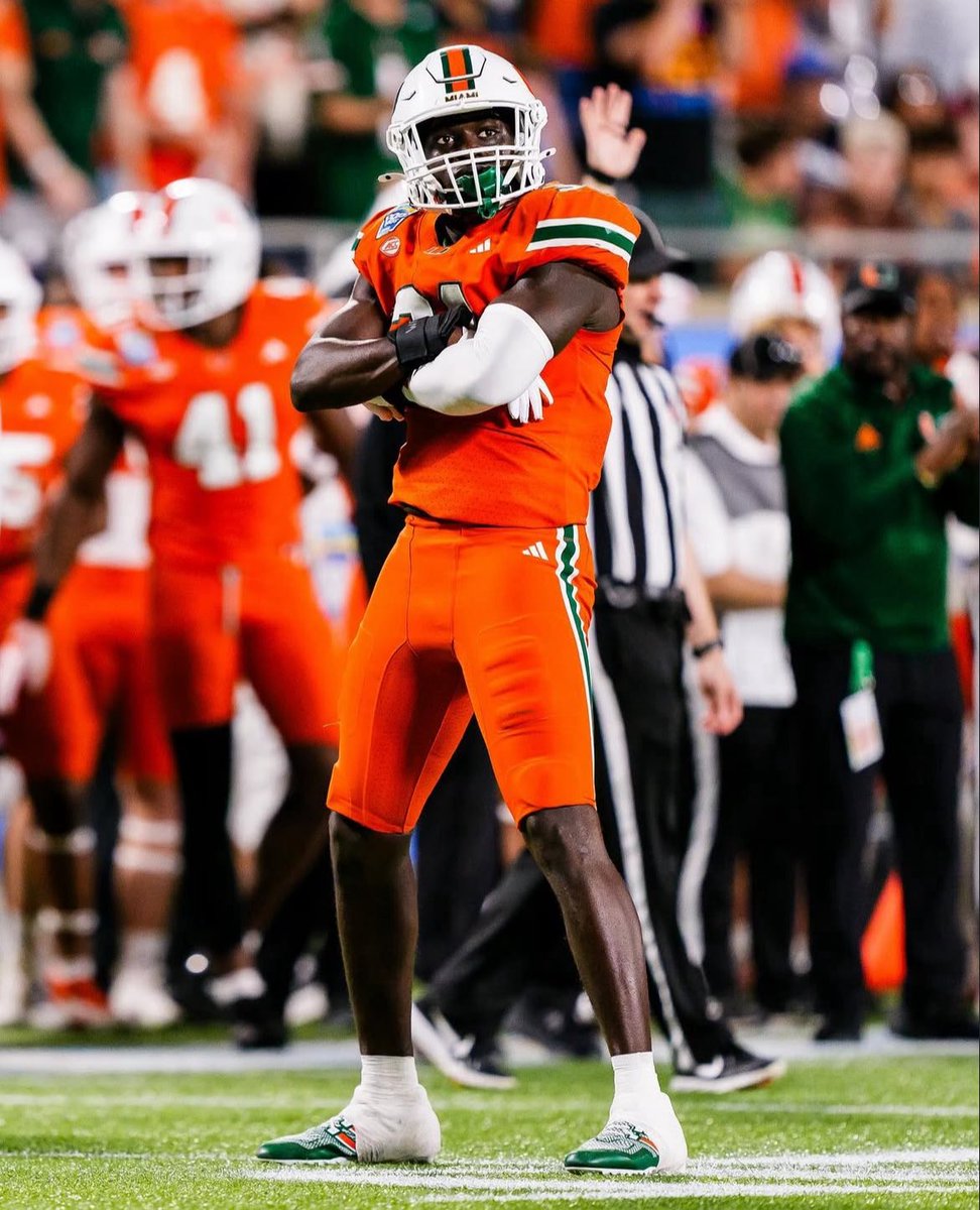 Tahj “TJ” Gray (@tahjg17) on Twitter photo Blessed to receive an Offer from The University of Miami!!! 🟢🟠 #AGTG 🙏🏾
<a href="/dtrain2901/">DENNIS SMITH</a> <a href="/CanesFootball/">Miami Hurricanes Football</a> <a href="/SJRCoachAug/">Augie Hoffmann</a> <a href="/SWiltfong_/">Steve Wiltfong</a> <a href="/RivalsFriedman/">Adam Friedman</a> <a href="/Brizzer1414/">DBriz</a> <a href="/BrianDohn247/">BrianDohn247</a> <a href="/ChadSimmons_/">ChadSimmons</a> <a href="/RivalsFriedman/">Adam Friedman</a> <a href="/DemetricDWarren/">Demetric D. Warren</a> <a href="/ErikRichardsUSA/">Erik Richards</a> <a href="/KeepItABuckPod1/">Keep It A Buck Podcast</a> Blessed to receive an Offer from The University of Miami!!! 🟢🟠 #AGTG 🙏🏾
<a href="/dtrain2901/">DENNIS SMITH</a> <a href="/CanesFootball/">Miami Hurricanes Football</a> <a href="/SJRCoachAug/">Augie Hoffmann</a> <a href="/SWiltfong_/">Steve Wiltfong</a> <a href="/RivalsFriedman/">Adam Friedman</a> <a href="/Brizzer1414/">DBriz</a> <a href="/BrianDohn247/">BrianDohn247</a> <a href="/ChadSimmons_/">ChadSimmons</a> <a href="/RivalsFriedman/">Adam Friedman</a> <a href="/DemetricDWarren/">Demetric D. Warren</a> <a href="/ErikRichardsUSA/">Erik Richards</a> <a href="/KeepItABuckPod1/">Keep It A Buck Podcast</a>