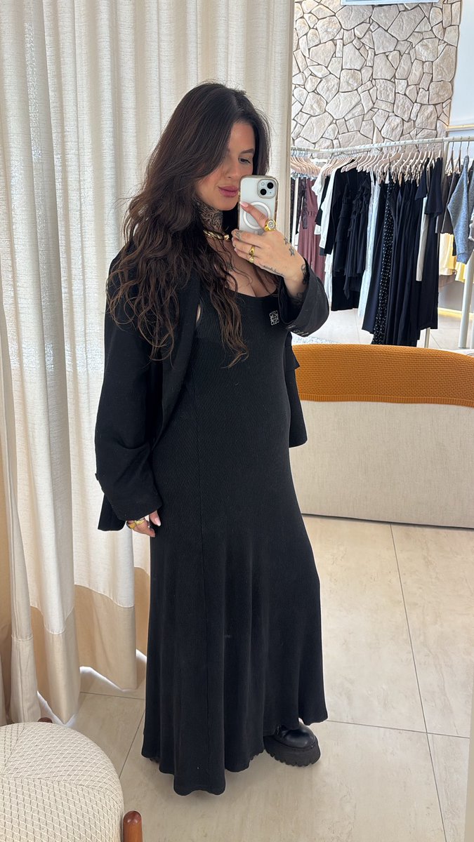 brumarezze's tweet photo. Uma mamãe fashion passando por aqui 🤰🏻✨❤️ https://t.co/zZSVlPSTUu