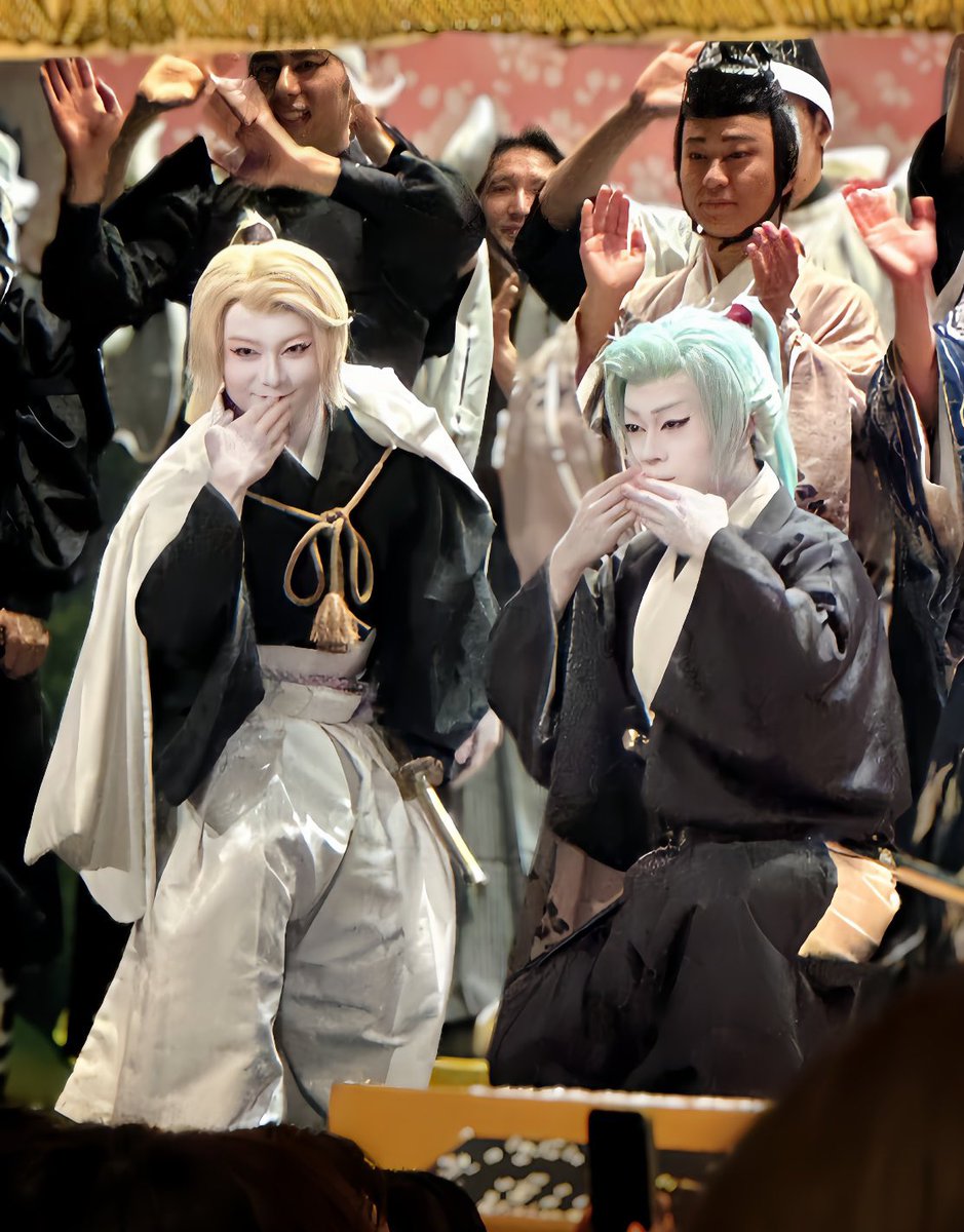 源氏兄弟の投げキス🥹最高
（17昼公演）

優しく両手でいく弟さんと
ちょっとキザなお兄さん🤯💥🩷

 #刀剣乱舞歌舞伎