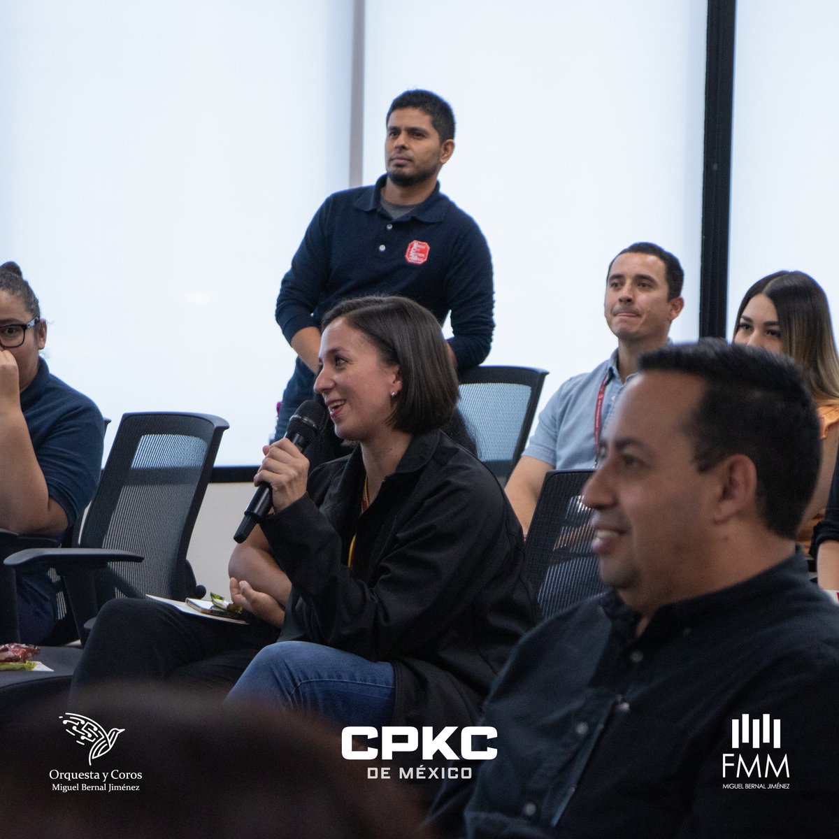 🛩👧🏻 El Coro MBJ de Tiripetío viajó a Monterrey, NL 👦🏽🛩

El viernes 15 dimos un concierto en las oficinas de <a href="/CPKCdeMexico/">@CPKCdeMéxico</a> 🏙

Este coro apoya a niños y jóvenes vulnerables de Tiripetío ❤

Gracias a CPKC de México por hacerlo posible 🤗

#CoroDeTiripetío #CPKCdeMéxico #Apoyo