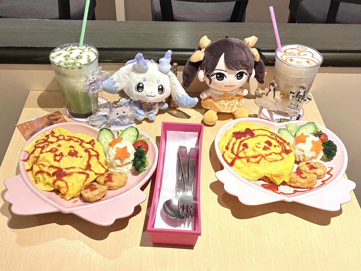 #見るんるん
こないだお友達とはじめてメイドカフェに行ってきました⊂( ᴖ ̫ᴖ)⊃
ちょまのグッズ取り出してお写真撮ってたらメイドさんが話しかけてくれてメロコさん推しって言ってて嬉しかった🫶🏻💞
