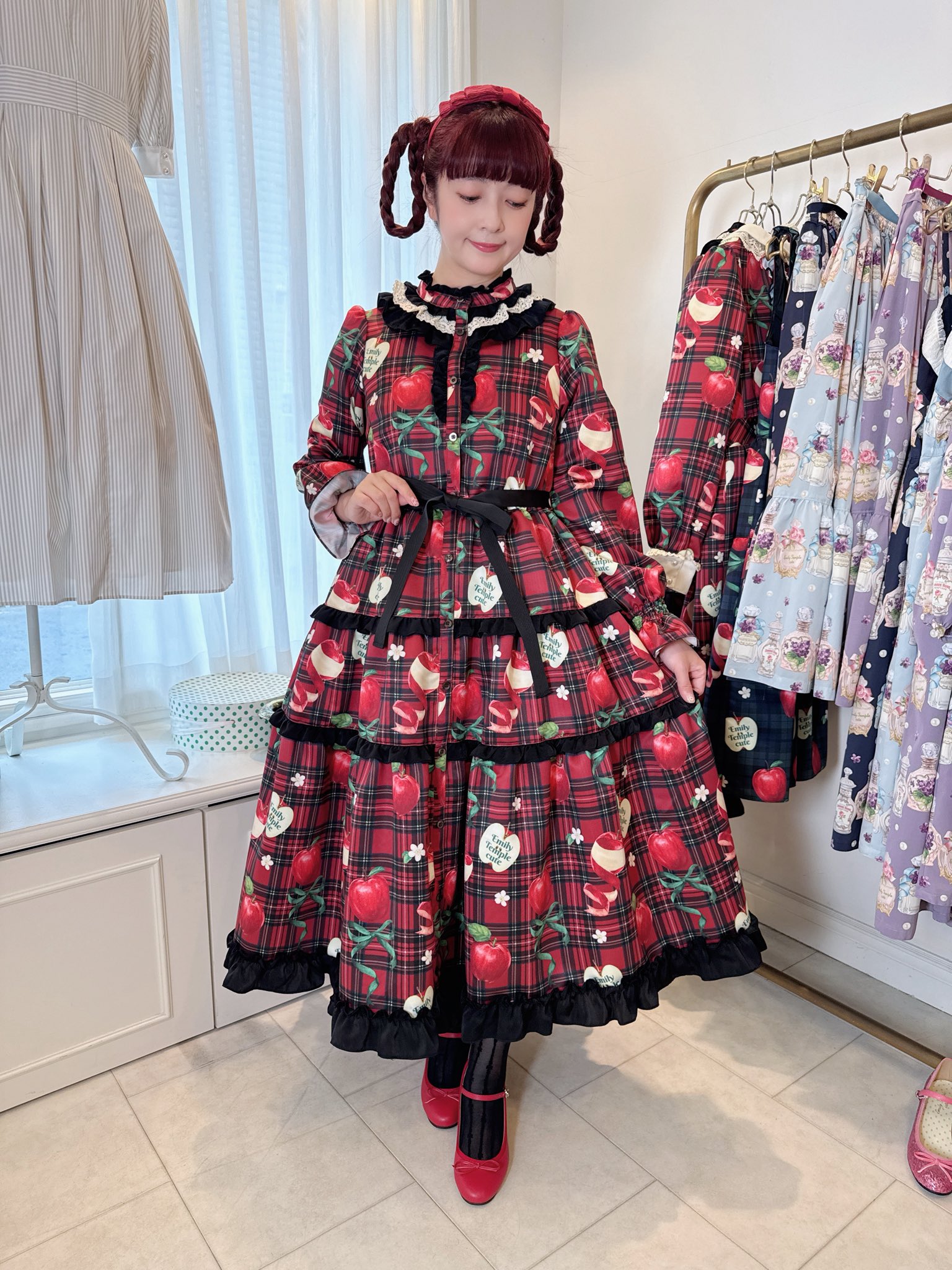 ★ピンクハウス★【新品未使用】❤️青木美沙子さんコラボ✨カチューシャ✨ケース付き 祝発売】PINK HOUSEコラボ美沙子オススメご紹介🐰🧁完売している