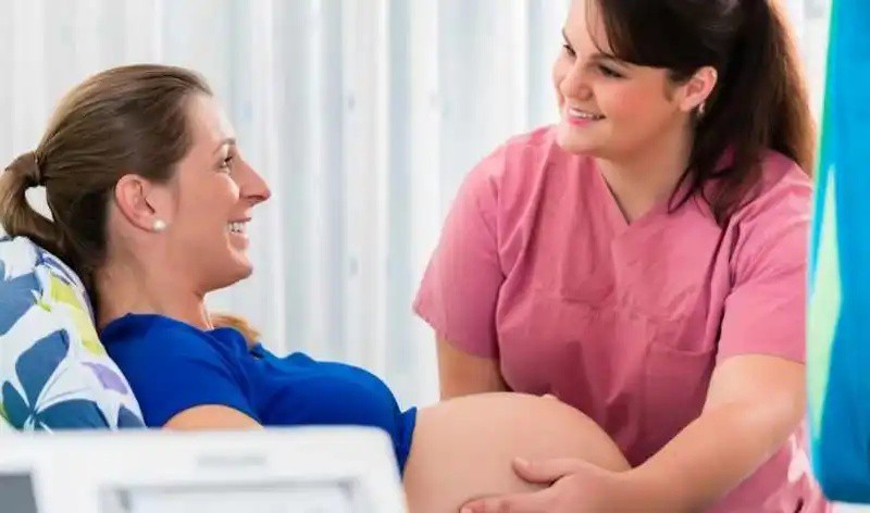 Labor induction is usually begun when a pregnant woman's cervix is dilated a bit, but aren't in labor.

Read more 👉 pregnurse.com/labor-inductio…

#laboranddelivery #LaborInduction #StartLabor #InduceLabor #ObNursingExperience #pullingcurls #Pullingcurls