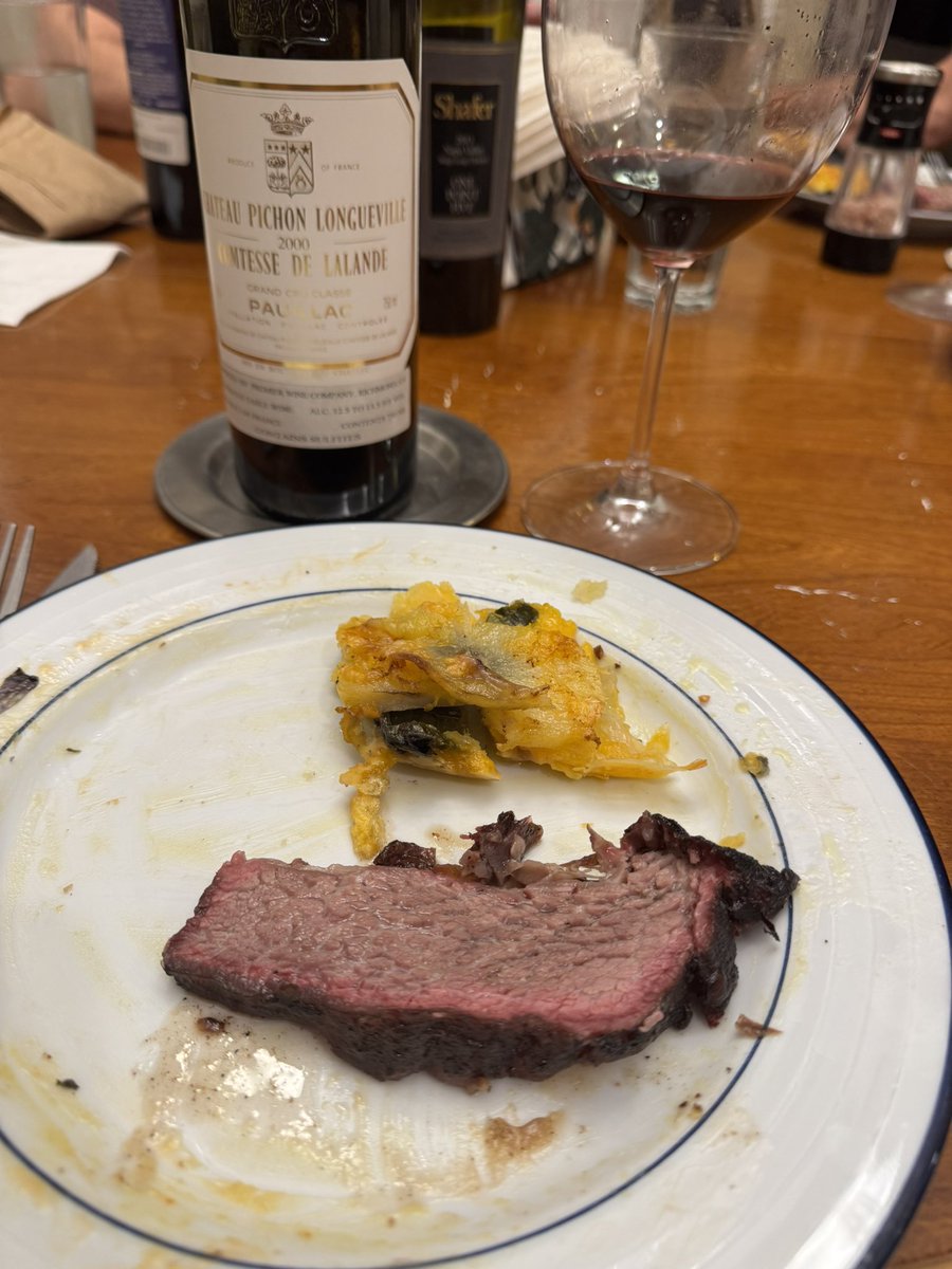 MikeBom's tweet photo. Smoked short rib, potatoes au gratin and 2000 Pichon Lalande. Fabulous evening with great friends to close out the summer. The Shafer 2013 One Point Five was also phenomenal. @MiamKitty https://t.co/05OEjSrdbQ