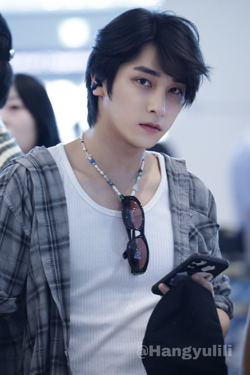 Hangyulili's tweet photo. 250822 ICN 출국
🫶

#POLARIX #한결 #이한결
#李翰洁 #翰洁 #LEEHANGYUL
#HANGYUL https://t.co/FwwlGnMn0c