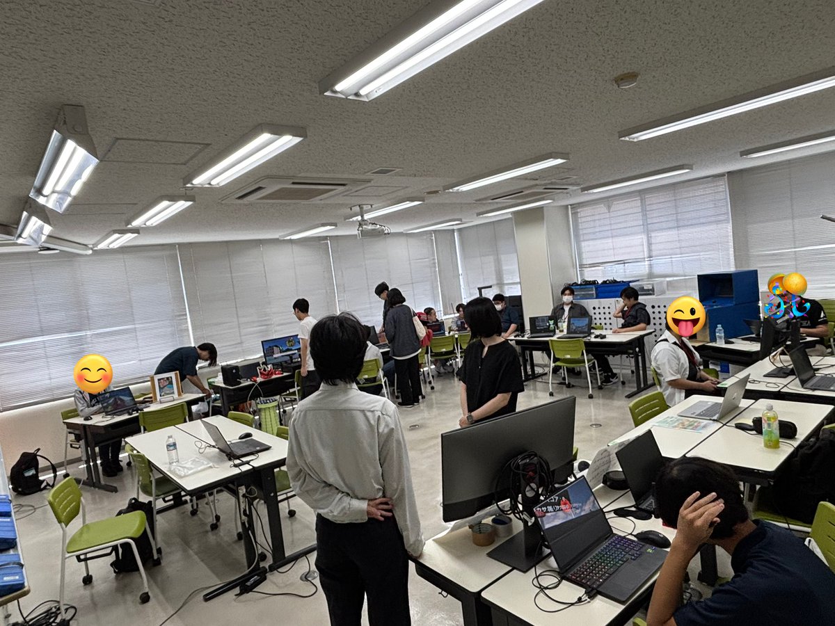 game_taisai's tweet photo. #九州学生ゲーム大祭 始まってます！
４教室とホールで40サークル
無料で誰でもゲーム試遊できますよー
ASOポップカルチャー専門学校　6号館　4階で17時までです！
博多駅徒歩8分！遊びに来てくださいー https://t.co/AB3qT7tm16