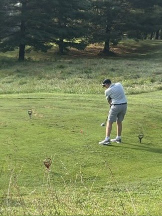 fcaknights_golf's tweet photo. 8th Grader Blake Martin led the way today over GCC with a 9 hole total of 40! Led all golfers even the HS crowd. FCA walks away with the “W” 188-189! Weston shot 46, Blake J 50, Cooper &amp; Brady 52, and Keller 54. Several personal bests today, which is exciting! #knightsgolf https://t.co/rLpv7rSbza