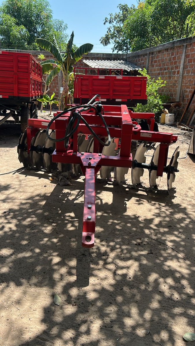 CARLOS CESAR SILVA (@ccsilva86) on Twitter photo 🌾 Entregamos activos productivos por $3.446 millones en un proyecto de arroz en Valledupar. La <a href="/ADR_Colombia/">Agencia de Desarrollo Rural 🇨🇴</a> aportó $2.431 millones para fortalecer a 94 familias de la Asociación AGRICAM en El Alto de la Vuelta, Cesar.
El proyecto incluye esta maquinaria: 🌾 Entregamos activos productivos por $3.446 millones en un proyecto de arroz en Valledupar. La <a href="/ADR_Colombia/">Agencia de Desarrollo Rural 🇨🇴</a> aportó $2.431 millones para fortalecer a 94 familias de la Asociación AGRICAM en El Alto de la Vuelta, Cesar.
El proyecto incluye esta maquinaria: