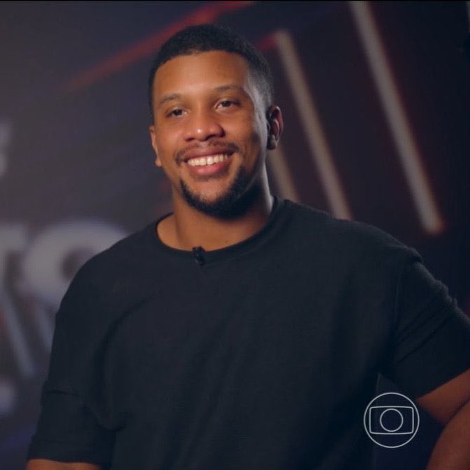 Ele não tem o título,
mas ele tem o POVO! 
#ChefDeAltoNível