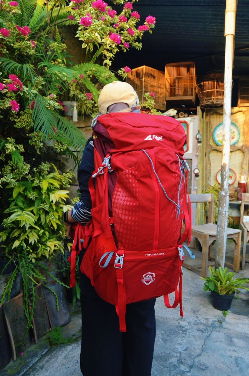 ultramilkchocho's tweet photo. Halo kawan-kawan gunung! 👋
Lagi cari tas gunung buat trip berikutnya? 🎒
Ada AREI 25L, 60L, 80L, kualitas mantap, harga di bawah tag!
Stok terbatas, DM aja ✌️

#TasGunungAREI #NaikGunung #HikingIndonesia #OutdoorGear #BackpackerIndonesia #HikingGear https://t.co/l4U9HRdDGV