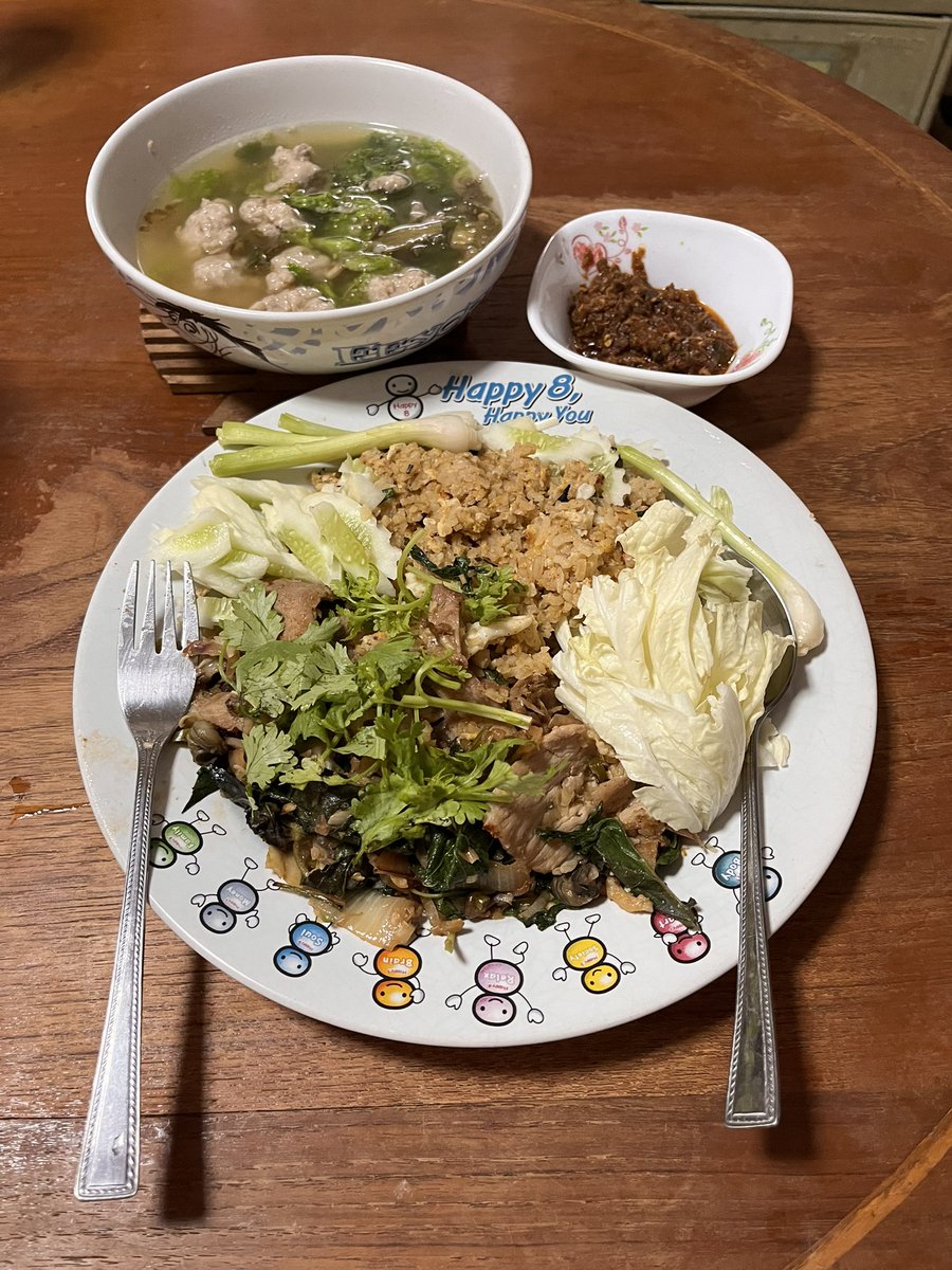 อาหารเช้านี้ของลุง….
#ลุงป๋อง_ชายชราคนหนึ่ง