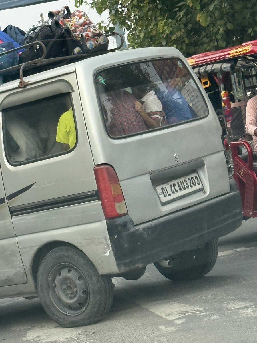 im_aatrey's tweet photo. @dtptraffic @CMODelhi https://t.co/PDp1ghhgtD