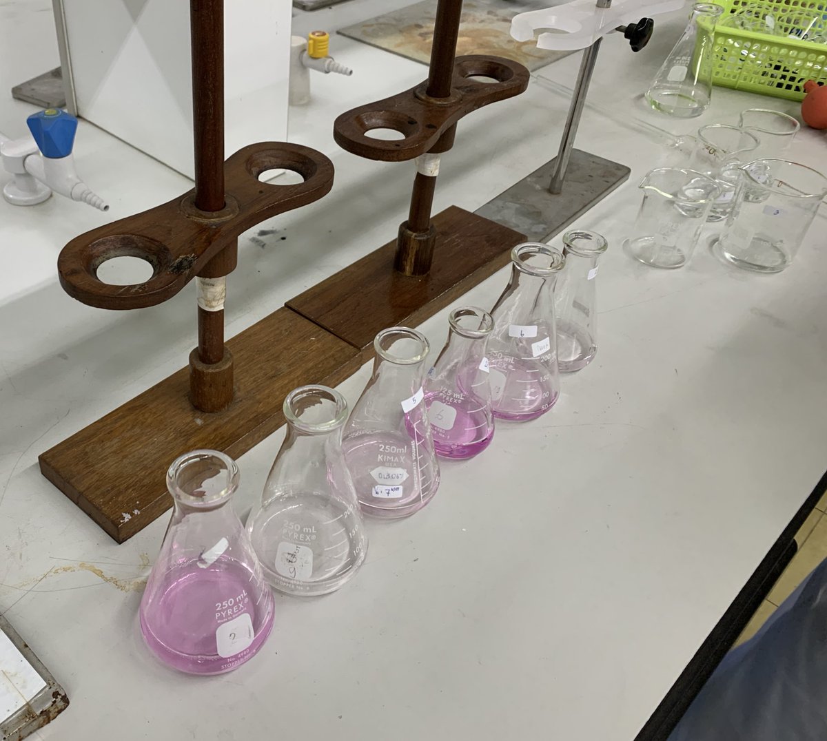 Lab chem tee dirty mak 🥴