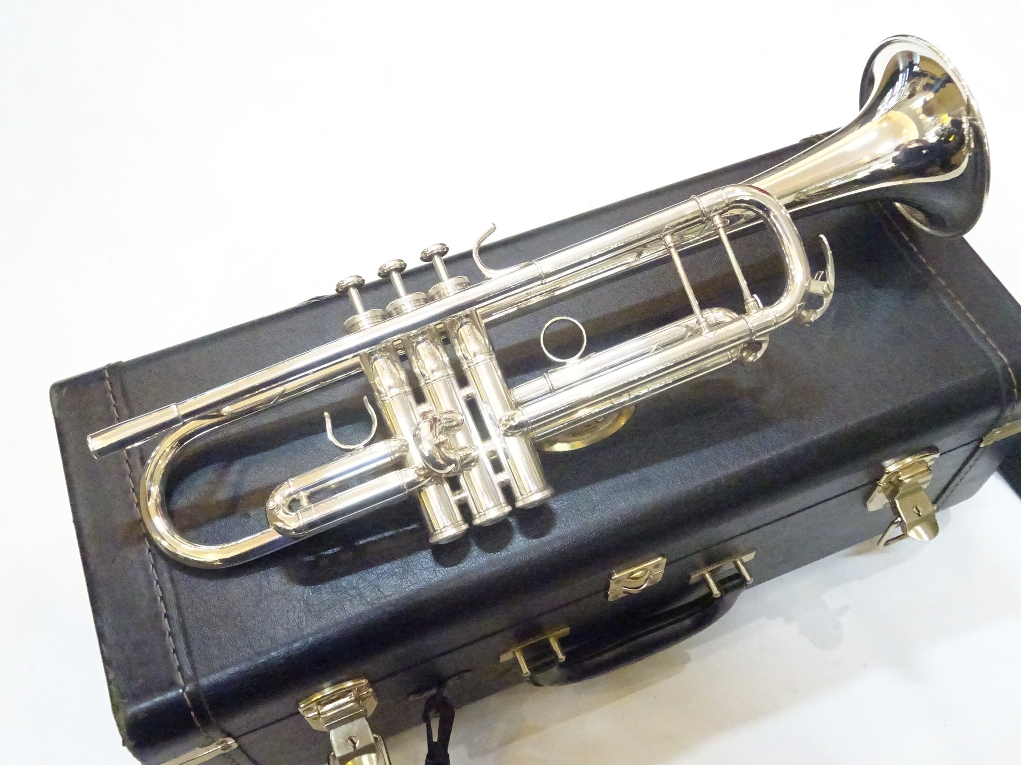 服部管楽器🎺🎷 on X: 