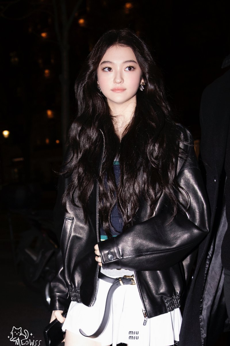 Meovssance's tweet photo. 250311 
Miu Miu PFW Afterparty

Fashion ella girl🖤

#ELLA #엘라  
#MEOVV #미야오 #ミヤオ https://t.co/6xw9MJg6YM