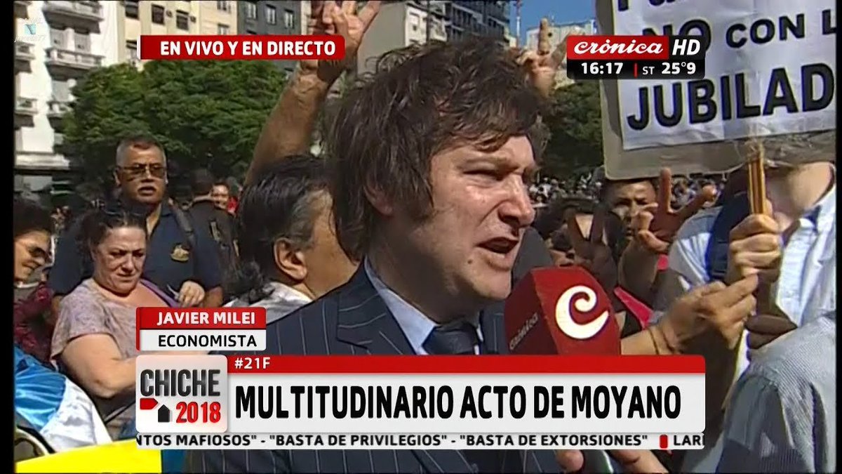 Mira si será HDP que con MM marchaba por los jubilados (lo dice el cartel) y ahora los hambrea 👇🤬🤬🤬