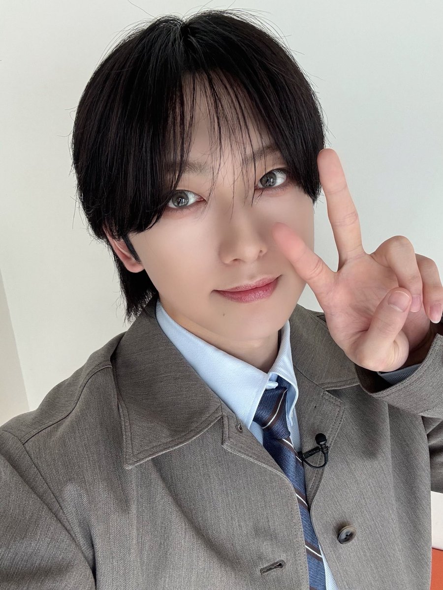 コメンテーターFUMAです！
初めての金曜日の出演でした~‼︎
ほんわかしたスタジオの雰囲気で、金曜日って感じがしました~⭐

ぼくも博識になりたい🎓

#DayDay.
#andTEAM #FUMA