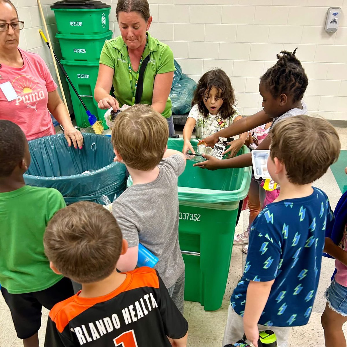 Dillard Street Elementary tweet media