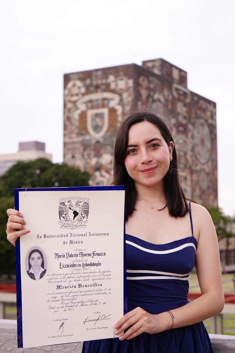valeriamrn's tweet photo. odontóloga por la Universidad de la Nación💙 https://t.co/FODhOHXoQw