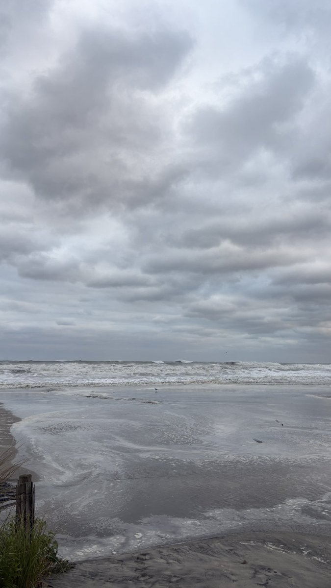 htt98_'s tweet photo. Atlantic city 🎡🌊 https://t.co/NePu502lme