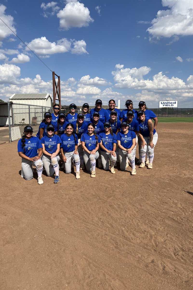 WTC Softball tweet media