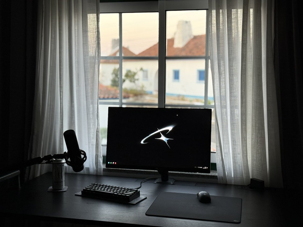 Silvatheposer's tweet photo. Game time? https://t.co/1XKo70ehyB