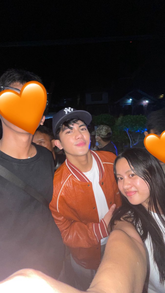 iamchzlcataraja's tweet photo. Good morning poo 😭🫣😍🧡

#KaiRen https://t.co/tPRxYwzVBT
