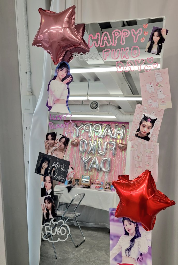 cafe_holiday_'s tweet image. 오늘 하야시 후코 님의 생카 이벤트가 진행됩니다🩷

⏰️ 8월 22일 11시~18시
☕️카페홀리데이

후코님으로 가득한 홀리데이에 놀러오세요! 
방문전 주최님 공지는 꼭 확인부탁드립니다💌 (@FUKO_Aurora, @cheshire2rabbit)

#UntilYouShine 
#생일케이크를_후후_불어보자코 
#ふこちゃんは光り輝く