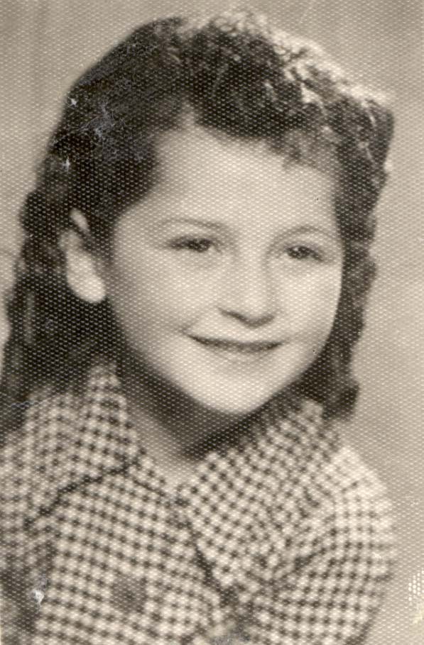 22 August 1937 | Romanian Jewish girl Franciska Fruma Weiss was born.

In May 1944 she was deported to #Auschwitz and murdered in a gas chamber.