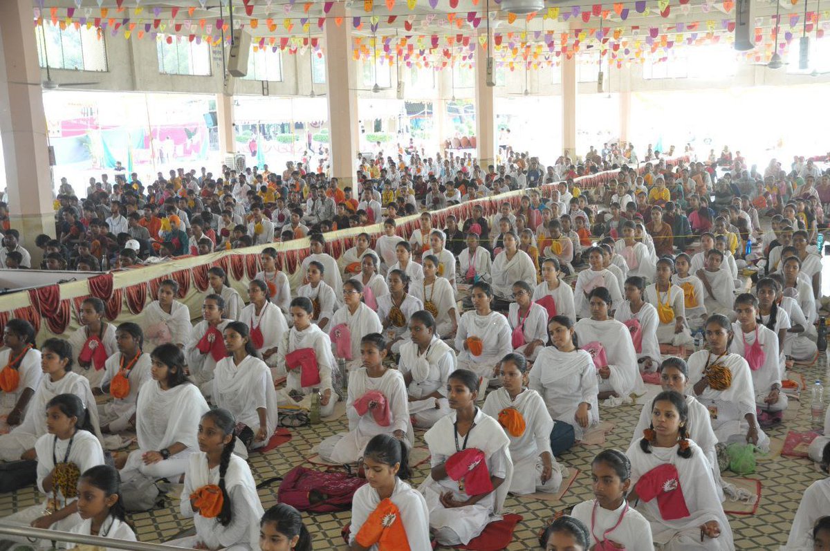 Vipul Gamit (@vipulbhaigamit2) on Twitter photo <a href="/Asharamjiashram/">Sant Shri AsharamJi Ashram</a> जी हा Sant Shri Asharamji Bapu आश्रम द्वारा समाज के Spiritual Growth
Inner Peace के लिए तेजस्वी युवा शिविर, उज्जवल भविष्य निर्माण शिविर, तेजस्विनी भव शिविर, चले स्व की ओर शिविर का आयोजन होता है। आश्रम केवल साधना के स्थान नहीं, बल्कि आध्यात्मिक उन्नति का केंद्र हैं
#MeditationCamp <a href="/Asharamjiashram/">Sant Shri AsharamJi Ashram</a> जी हा Sant Shri Asharamji Bapu आश्रम द्वारा समाज के Spiritual Growth
Inner Peace के लिए तेजस्वी युवा शिविर, उज्जवल भविष्य निर्माण शिविर, तेजस्विनी भव शिविर, चले स्व की ओर शिविर का आयोजन होता है। आश्रम केवल साधना के स्थान नहीं, बल्कि आध्यात्मिक उन्नति का केंद्र हैं
#MeditationCamp