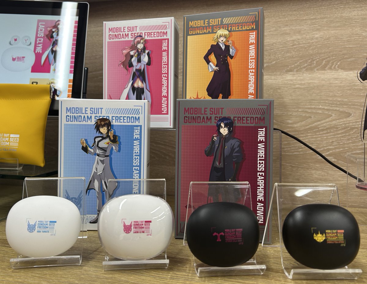 ガンダム SEED ワイヤレスイヤホン キラ ヤマト オンキヨー、『機動戦士ガンダムSEED FREEDOM』コラボイヤホン。計11