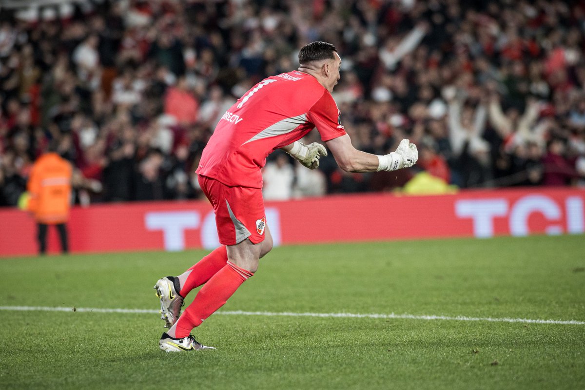 RiverLPM's tweet photo. FRANCO ARMANI. https://t.co/E1jotFcKhg