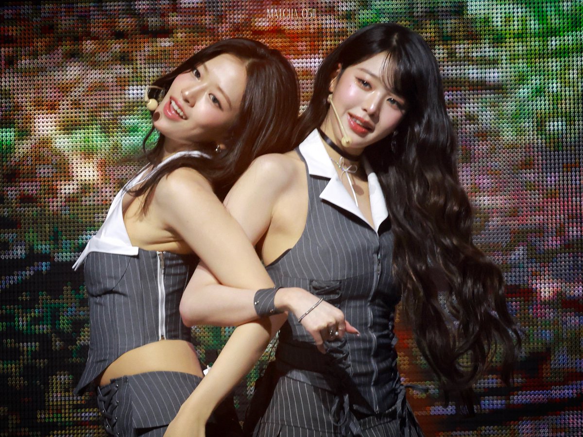 250821 🐶🐰
#ANNYEONGZ #안녕즈 #アンニョンズ