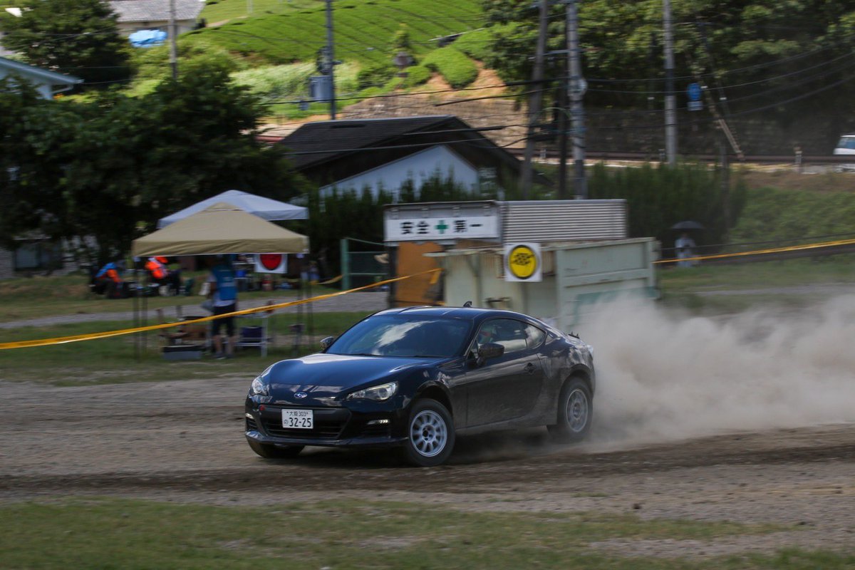 #全日本斜め前は良いぞ協会