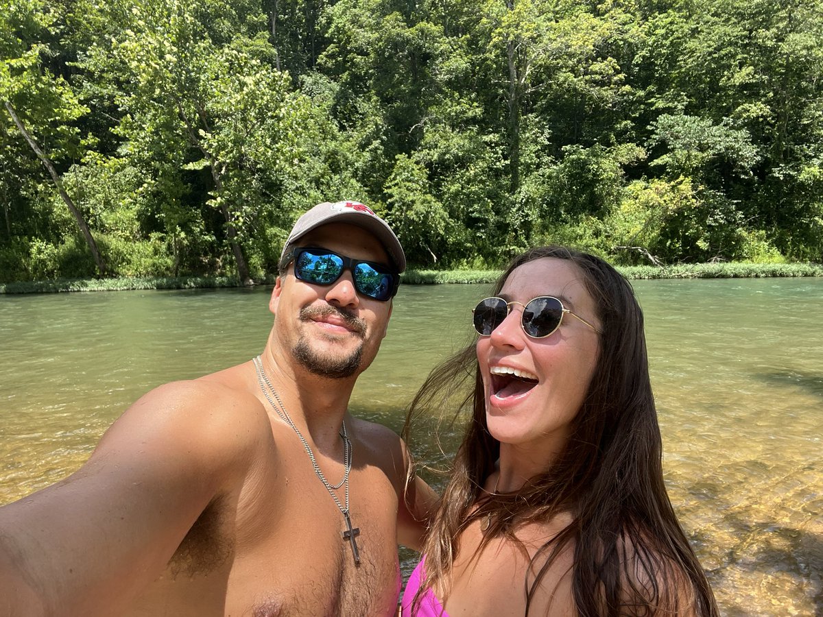 22 MONTHS <a href="/EmmaWall95/">Emma Wall</a> HAPPY ANNIVERSARY🎉🎉🎉 Best part about dating a swimmer, LOTTA time on the water 🤪😍 LOVE YA BABE ❤️ 🌊 ☀️ 🍻