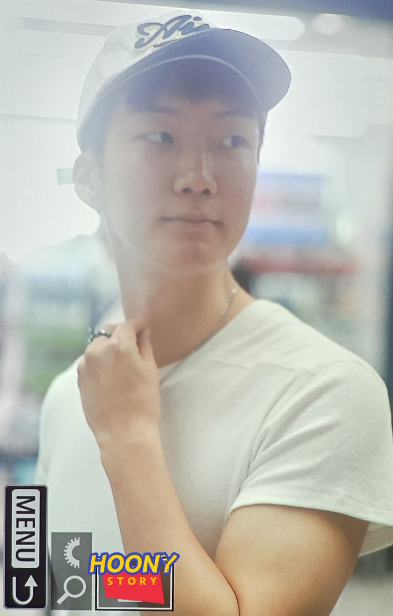 250822 오늘 차카니 백만개🫶
<a href="/official_hoony_/">official_hoony_</a>
 #위너 #WINNER #이승훈 #HOONY