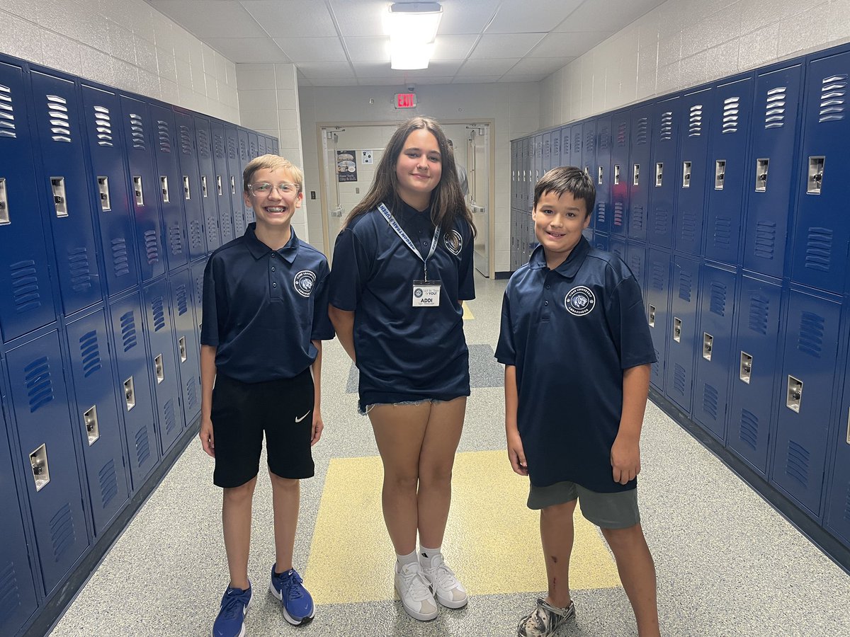 Back to School Night @ OT and our leaders SHOWED UP…and SHOWED OFF their new polos!