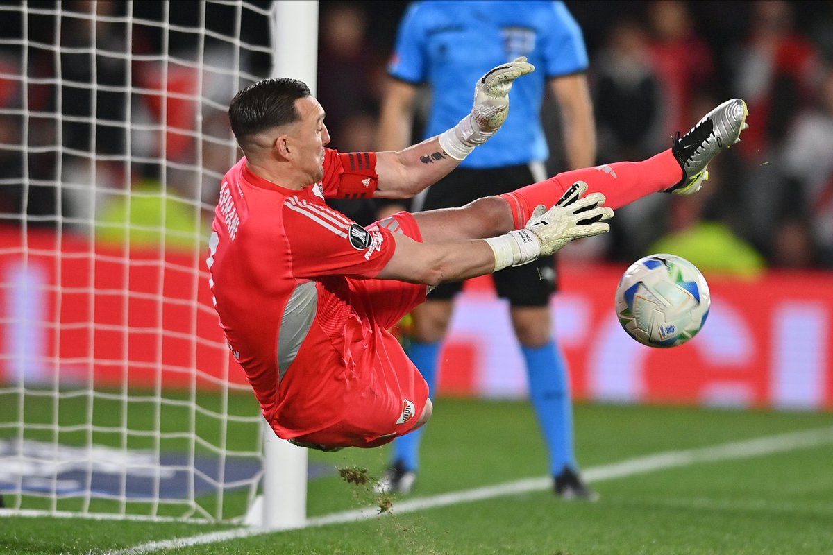 EL MEJOR DEL PAÍS. UNO DE LOS MEJORES DE LA HISTORIA DE RIVER. ENORME E INDISCUTIBLE