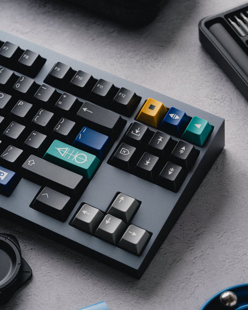 Captain Sterling tweet media