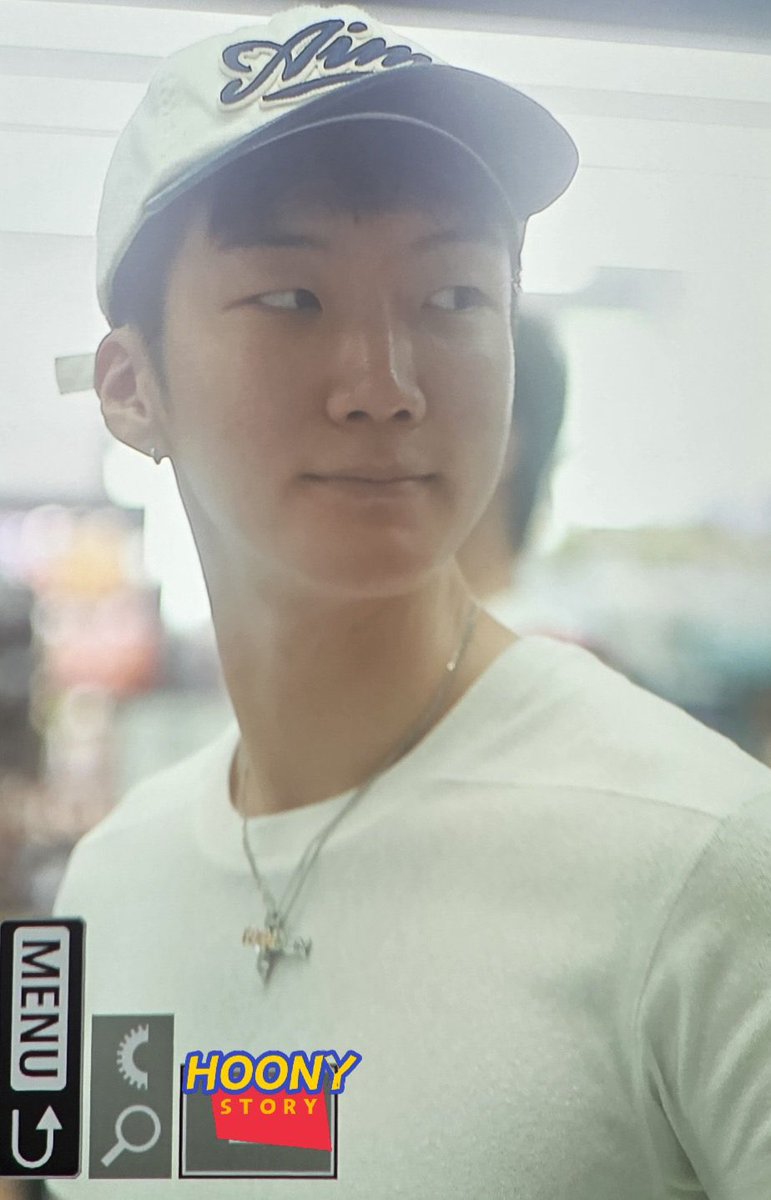 前髪メタモンかわええ🥴♡
(そっかマカオなのか←