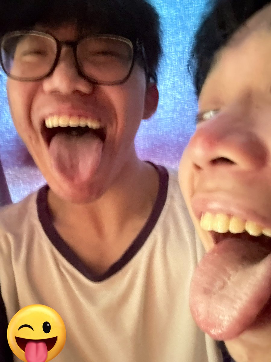 ddddmx1's tweet photo. @Xuanzi0078 我们两个舔逼大王帮你舔 https://t.co/Hi2rXxt0cb