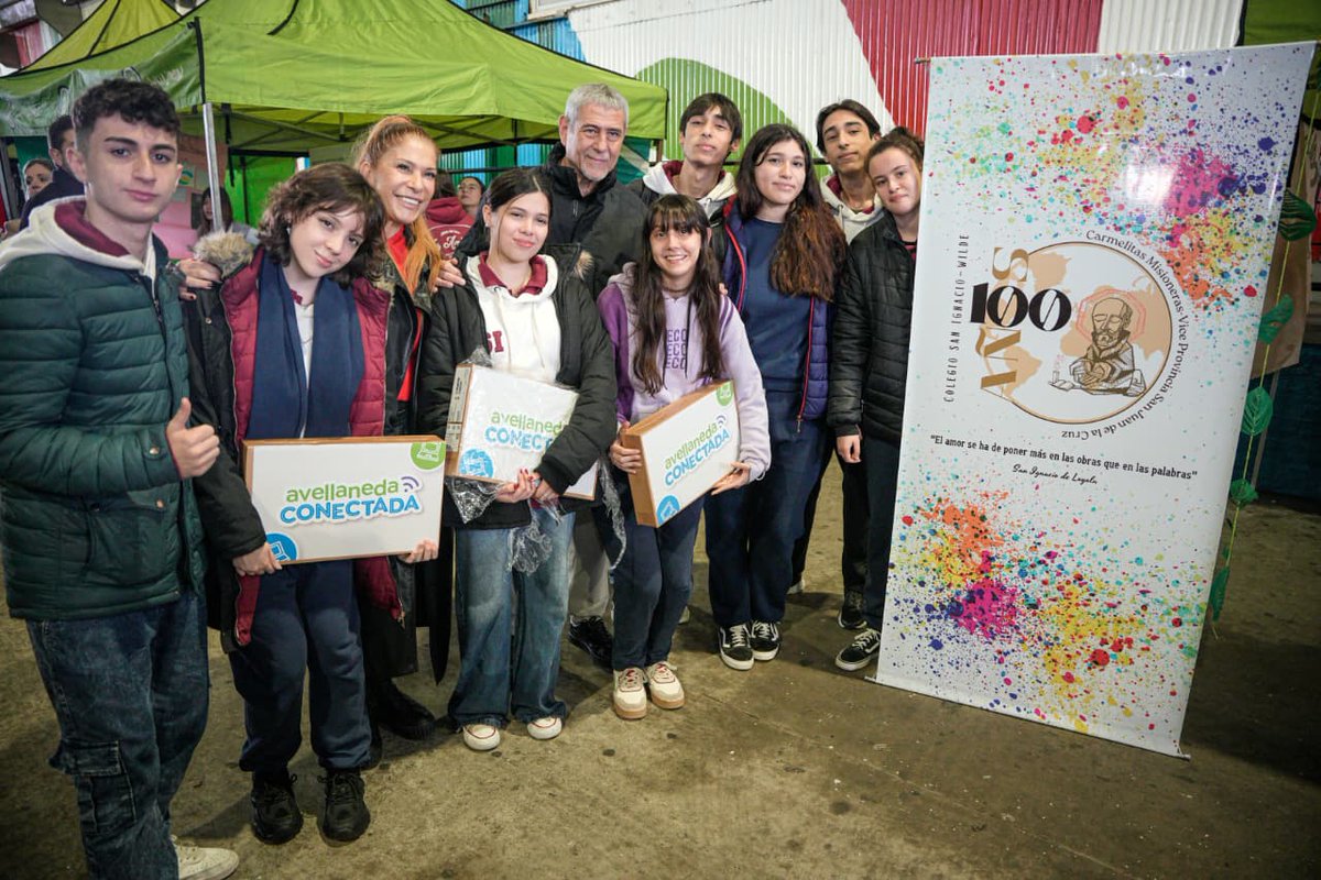 Por el programa “Avellaneda Conectada”, más de 3700 estudiantes recibieron su netbook
informenorte.com.ar/por-el-program…
<a href="/gestion_a/">Municipio de Avellaneda</a> <a href="/jorgeferraresi/">Jorge Ferraresi</a> <a href="/magdysierra/">Magdalena Sierra</a>