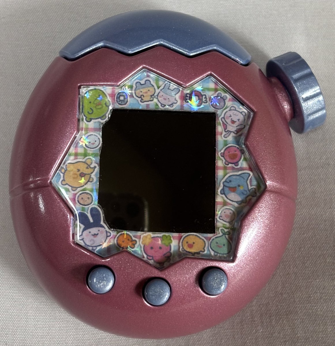 たまごっちの塗装キラキラで可愛くできたー！スキンもめちゃくちゃ可愛い！気泡入ってるのはご愛嬌