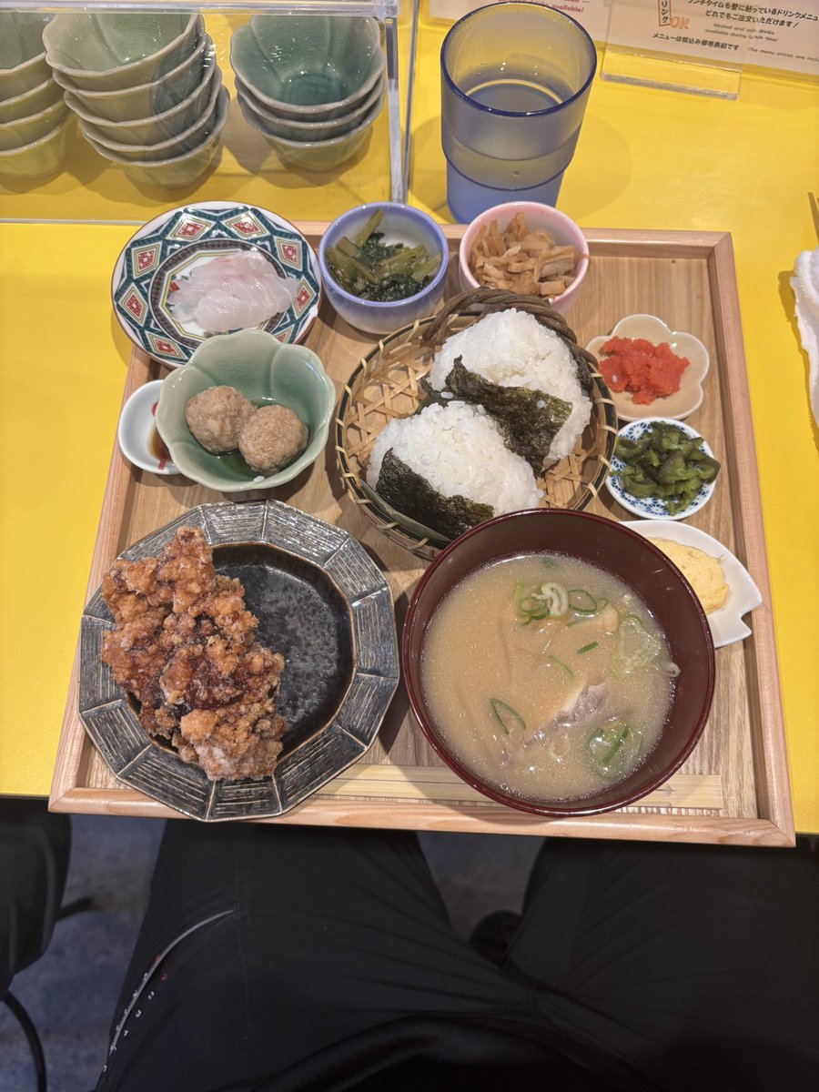 しっかりボリュームあっておにぎりおかわり出来なかった💦
#スタンドツインテール