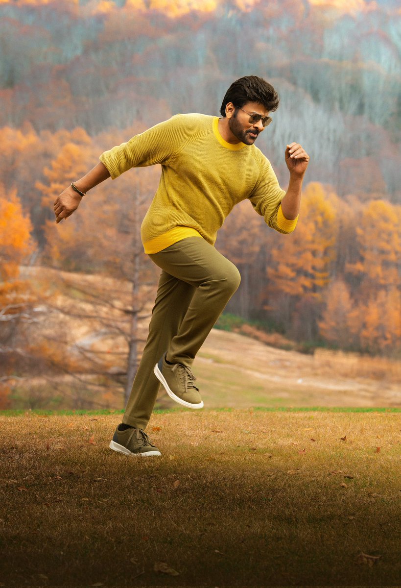 Vassishta (@dirvassishta) on Twitter photo We chant his name. We adore him. We celebrate him.
Happy Birthday MEGASTAR <a href="/KChiruTweets/">Chiranjeevi Konidela</a> ❤🔥
#MegaBlastGlimpse from #Vishwambhara out now!
▶️ bit.ly/VishwambharaMe…
Get ready for MEGA MASS BEYOND the UNIVERSE in Summer 2026.
#HBDMegaStarChiranjeevi We chant his name. We adore him. We celebrate him.
Happy Birthday MEGASTAR <a href="/KChiruTweets/">Chiranjeevi Konidela</a> ❤🔥
#MegaBlastGlimpse from #Vishwambhara out now!
▶️ bit.ly/VishwambharaMe…
Get ready for MEGA MASS BEYOND the UNIVERSE in Summer 2026.
#HBDMegaStarChiranjeevi