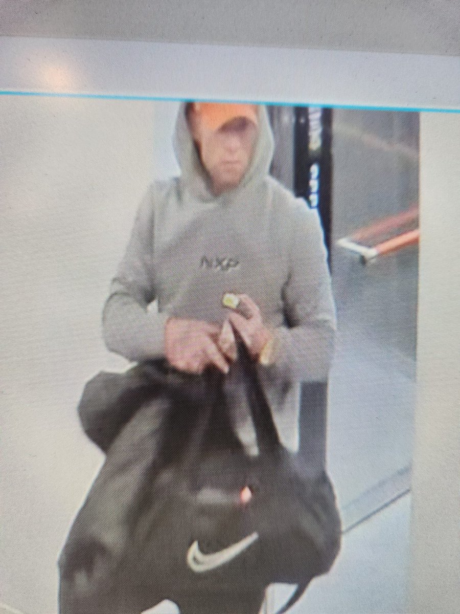 BreakThread tweet media