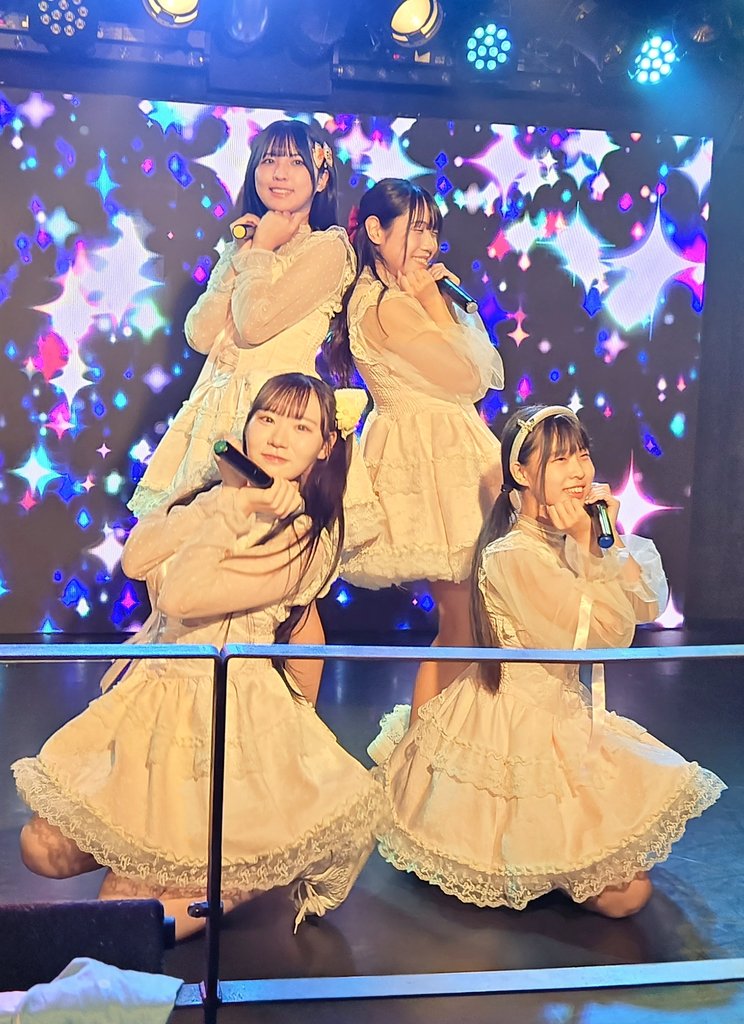 2025jam's tweet photo. 20250611.DHNoA
#SwitchColor ⑤
今はもうなくなっちゃったけど、この日は #スイカ のななはちゃんにおめでとうを言いに伺いました✨
あなたは何派？
私はなな派！でした😊💙 https://t.co/q0MIvdttUR