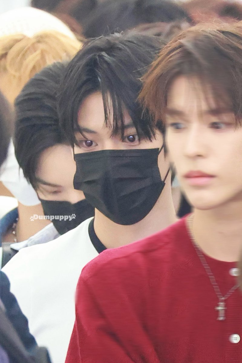 250822 ICN
🐱✨

#NICHOLAS  #nicholaslee  
 #니콜라스 #학래 #이학래
 #SMTR25 #SMTRAINEE