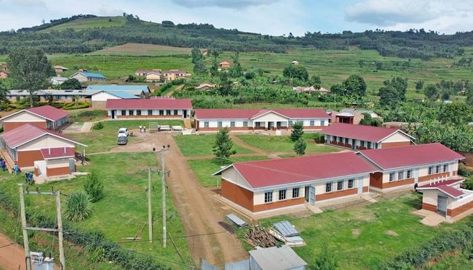 Mwana12345's tweet photo. Protecting the gains under President Museveni: SEED schools constructed across the country, expanding access to quality education for every Ugandan child.
Chan,banyarwanda,Paige,vote sultana,#StarsToSemis https://t.co/dSaxpES0jl